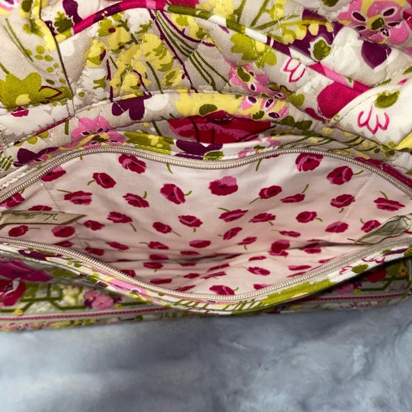 Vera Bradley Laptop bag tote, in Makes Me Blush. Excellent like new cond! - Picture 8 of 9